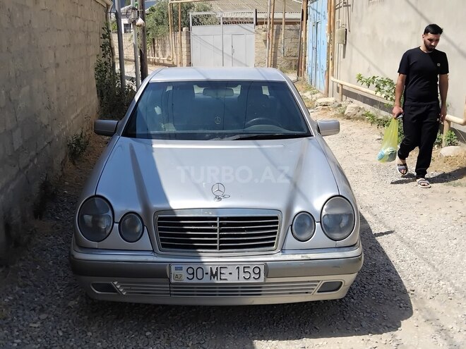 Mercedes E 230 1995, 321,942 km - 2.3 l - Bakı
