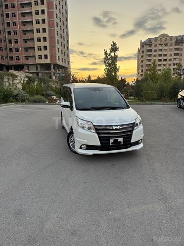 Toyota Noah 2016, 65,000 km - 1.8 l - Bakı