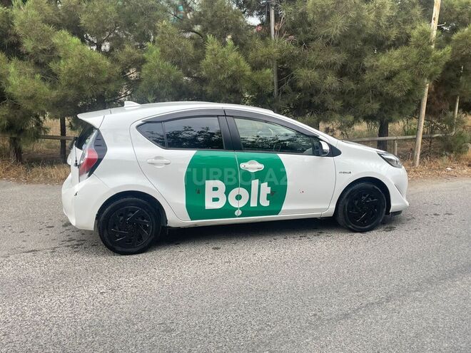 Toyota Aqua 2019, 85,606 km - 1.5 л - Bakı