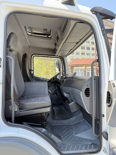 Mercedes Atego 818 2010, 283,567 km - 4.3 l - Bakı
