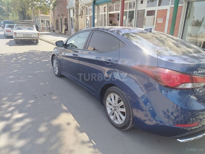 Hyundai Elantra 2015, 169,000 km - 1.8 л - Gəncə