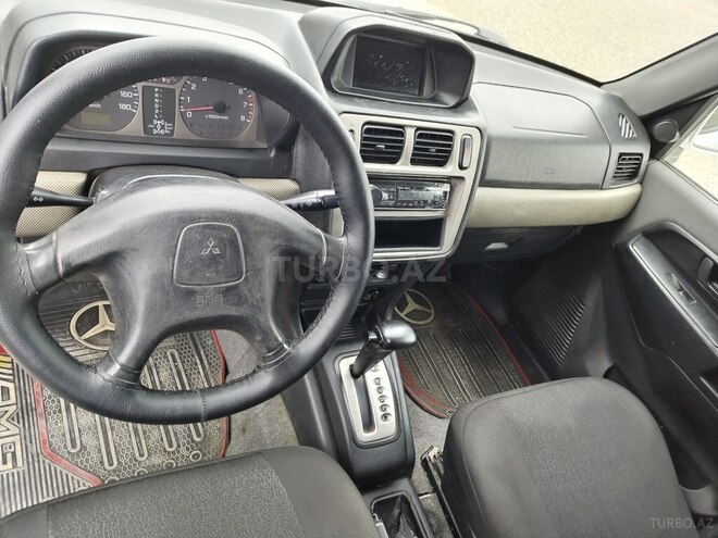 Mitsubishi Pajero io 1999, 333,333 km - 1.8 л - Gəncə