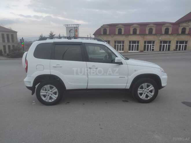 Chevrolet Niva 2015, 195,000 km - 1.7 л - Gədəbəy