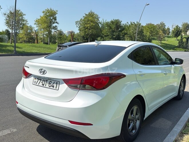 Hyundai Elantra 2015, 238,183 km - 1.8 l - Bakı