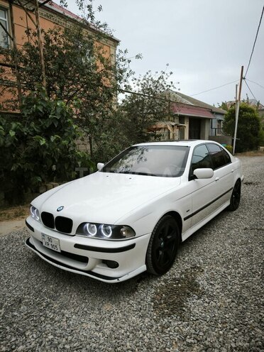 BMW 528 1997, 260,000 km - 2.8 l - Bakı