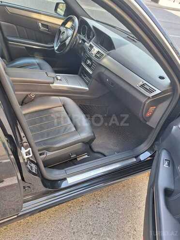 Mercedes E 220 2013, 257,000 km - 2.1 л - Bakı