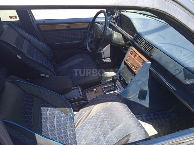 Mercedes E 300 1995, 347,677 km - 3.0 л - Ağcabədi