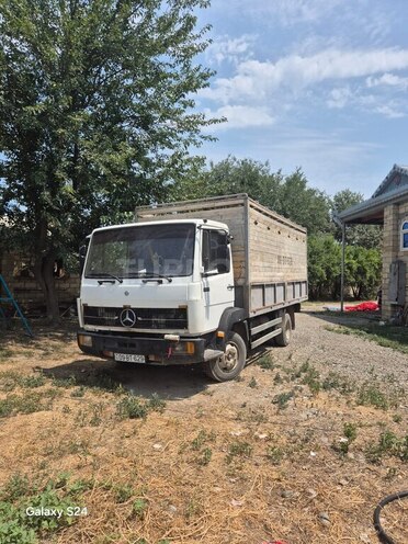 Mercedes Atego 814-2