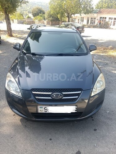 Kia  2008, 214,521 km - 1.4 l - Qəbələ