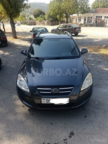 Kia  2008, 214,521 km - 1.4 l - Qəbələ