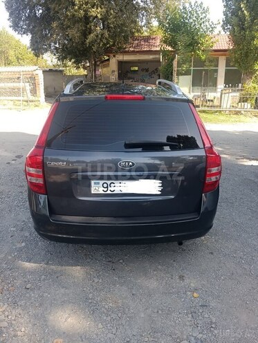 Kia  2008, 214,521 km - 1.4 l - Qəbələ