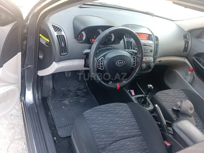 Kia  2008, 214,521 km - 1.4 l - Qəbələ