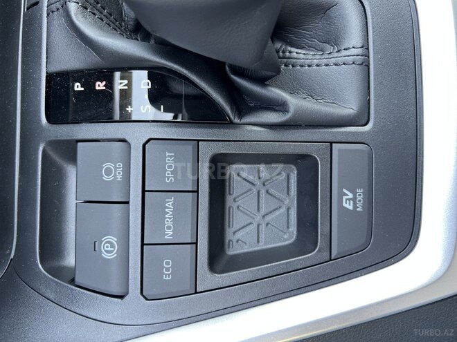 Toyota RAV4 2025, 0 km - 2.5 l - Bakı