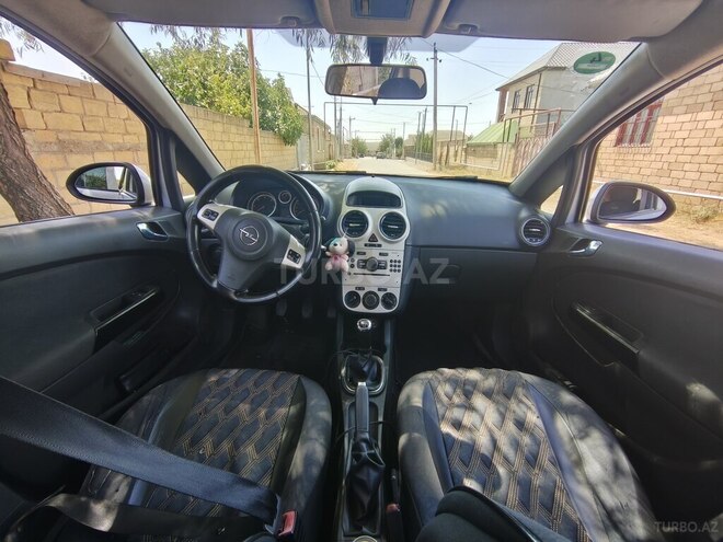 Opel Corsa 2007, 351,000 km - 1.3 l - Qobustan