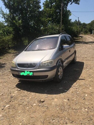 Opel Zafira 2000, 600,000 km - 1.8 l - Qusar