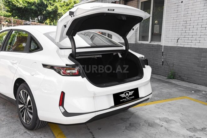Changan Qiyuan A05 2025, 0 km - 1.5 l - Bakı