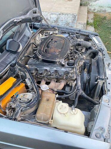 Mercedes 190 1992, 350,000 km - 2.0 l - Füzuli