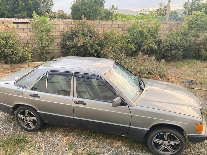 Mercedes 190 1992, 350,000 km - 2.0 l - Füzuli