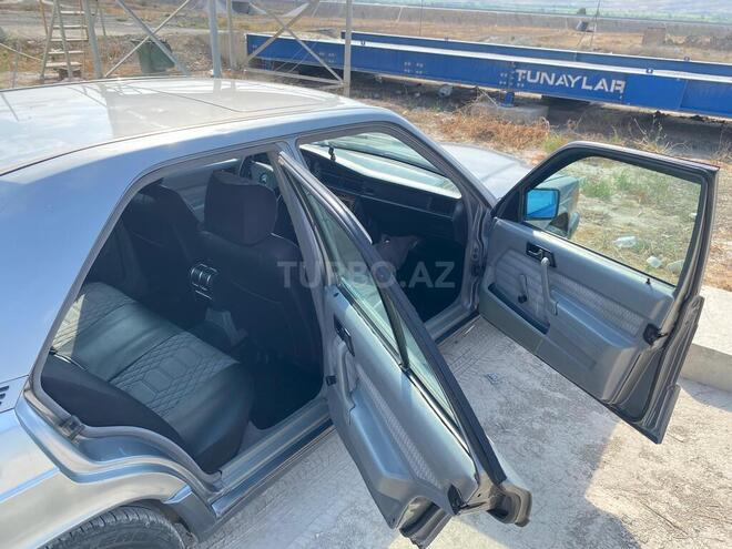 Mercedes 190 1992, 350,000 km - 2.0 l - Füzuli