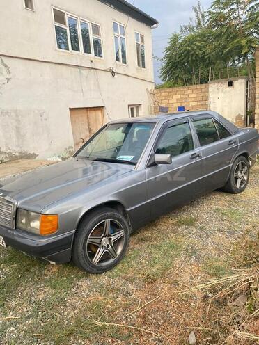 Mercedes 190 1992, 350,000 km - 2.0 l - Füzuli
