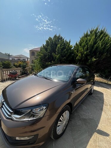 Volkswagen Polo 2019, 35,200 km - 1.6 l - Bakı