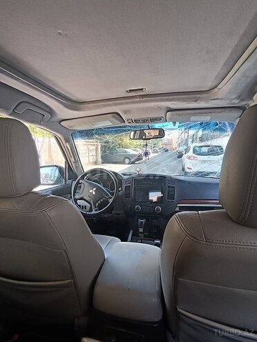 Mitsubishi Pajero 2009, 162,535 km - 3.0 l - Bakı
