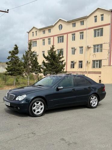 Mercedes C 220 2001, 234,000 km - 2.1 л - Bakı