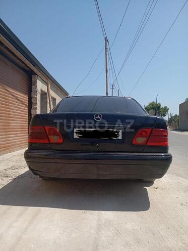 Mercedes E 220 1995, 780,000 km - 2.2 l - Bakı