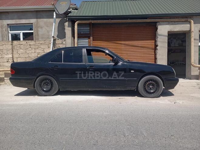 Mercedes E 220 1995, 780,000 km - 2.2 l - Bakı