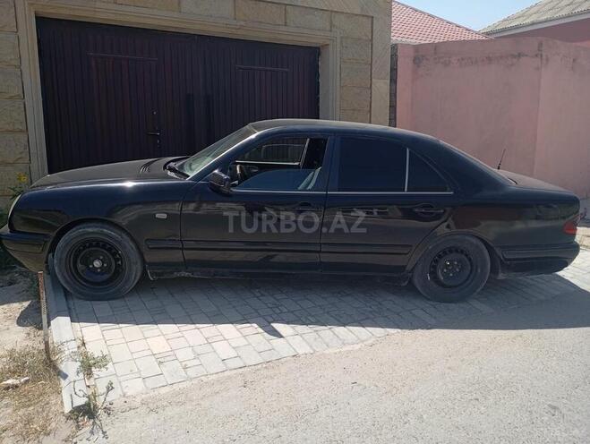 Mercedes E 220 1995, 780,000 km - 2.2 l - Bakı