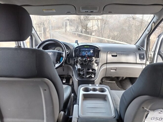 Hyundai H-1 2009, 230,000 km - 2.4 л - Bakı