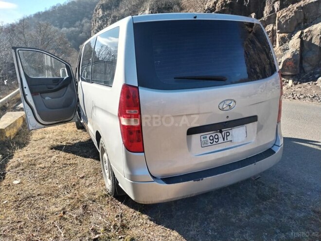 Hyundai H-1 2009, 230,000 km - 2.4 л - Bakı