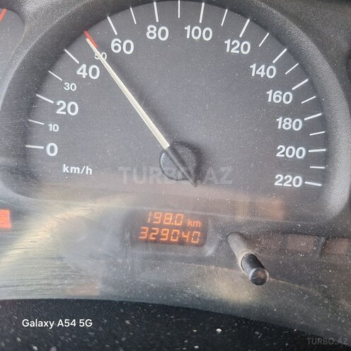 Opel Vectra 1996, 330,000 km - 1.8 l - Bakı