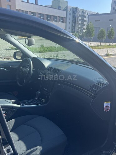Mercedes E 220 2007, 275,000 km - 2.2 l - Bakı