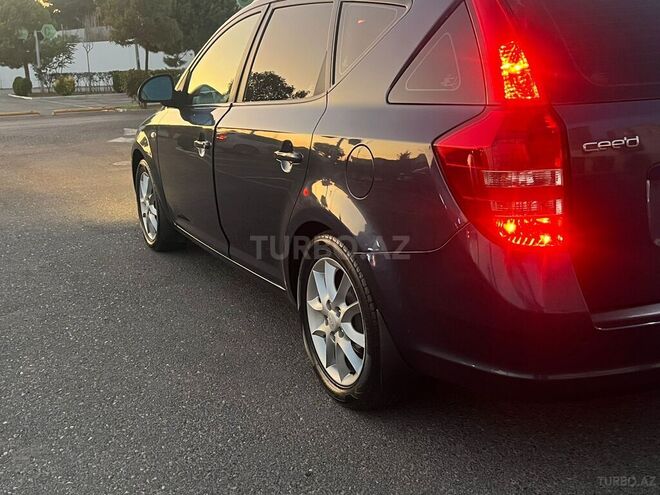 Kia  2007, 237,000 km - 1.6 l - Bakı