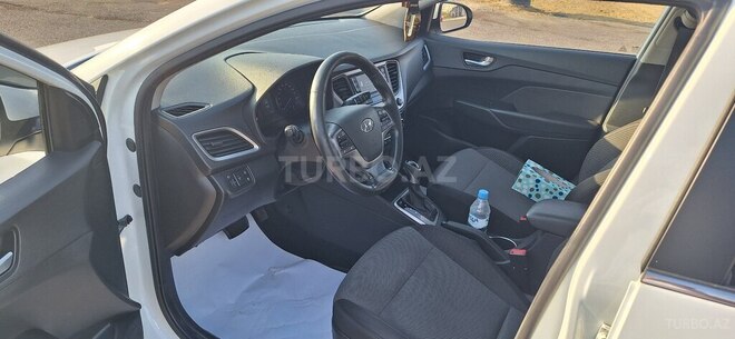 Hyundai Accent 2018, 155,870 km - 1.6 l - Bakı