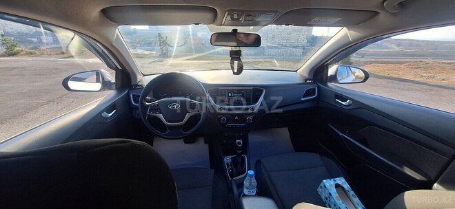 Hyundai Accent 2018, 155,870 km - 1.6 l - Bakı