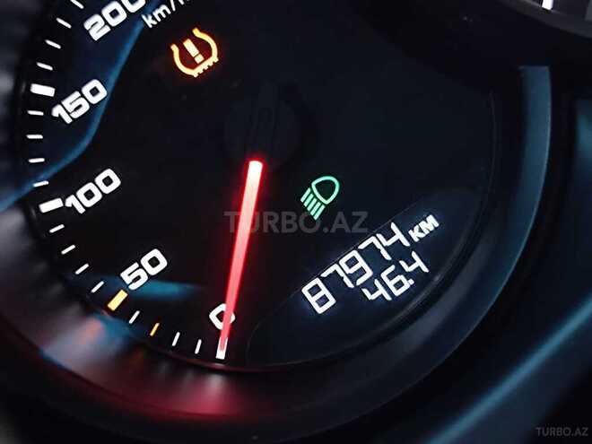 Porsche Macan 2018, 88,000 km - 2.0 л - Bakı