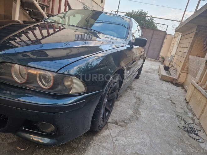 BMW 530 2001, 350,000 km - 3.0 l - Neftçala