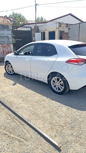 MG 5 2013, 330,000 km - 1.5 л - Bakı