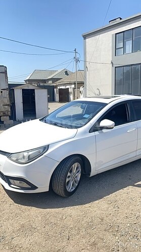 MG 5 2013, 330,000 km - 1.5 л - Bakı