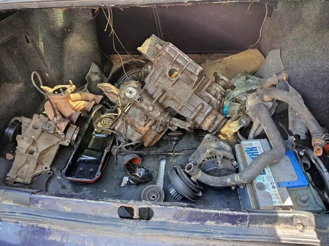 Volkswagen Vento 1996, 423,084 km - 1.8 л - Lənkəran