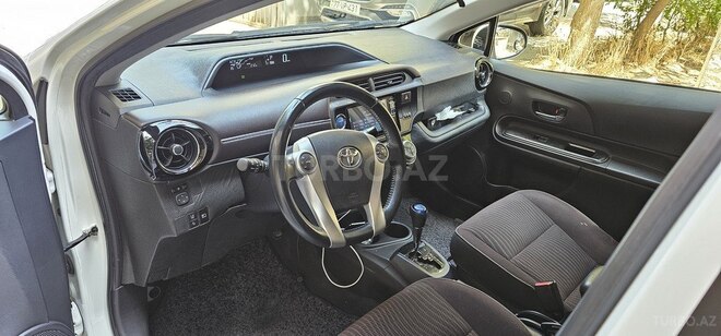 Toyota Aqua 2017, 96,700 km - 1.5 l - Bakı