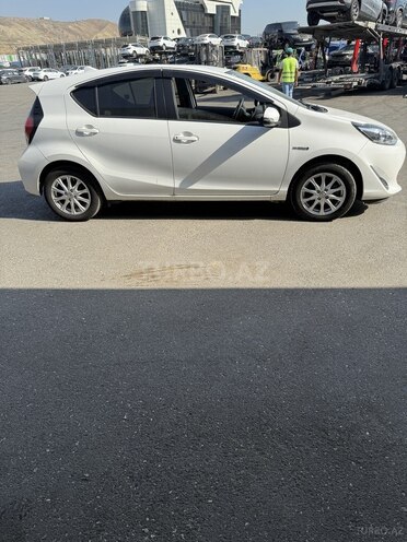 Toyota Aqua 2018, 67,168 km - 1.5 l - Bakı