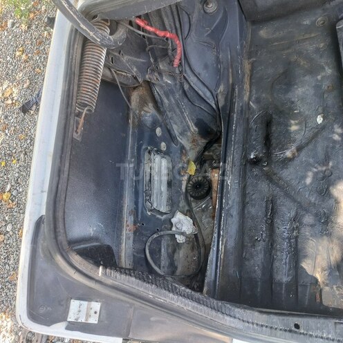 Mercedes E 250 1993, 450,000 km - 2.5 л - Sabirabad