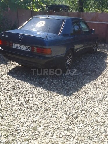 Mercedes 190 1988, 415,863 km - 1.8 л - Quba