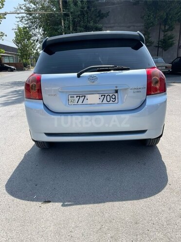 Toyota Corolla 2006, 176,000 km - 1.4 l - Göyçay