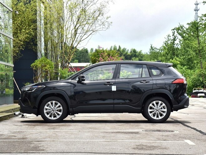 Toyota Corolla Cross 2025, 0 km - 2.0 l - Bakı