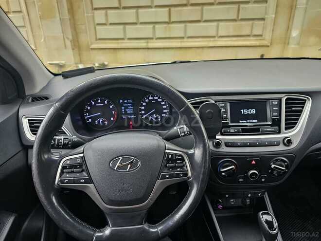 Hyundai Accent 2019, 132,000 km - 1.6 л - Bakı