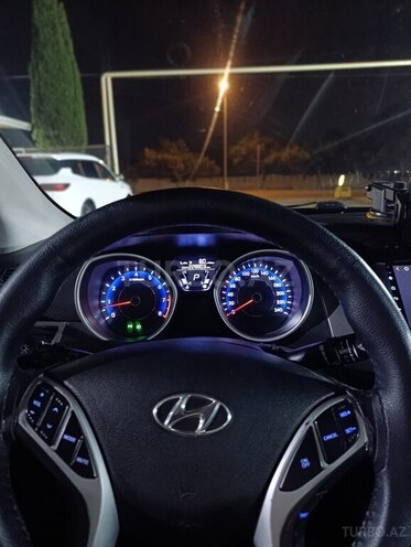 Hyundai Elantra 2011, 230,000 km - 1.8 l - Bakı